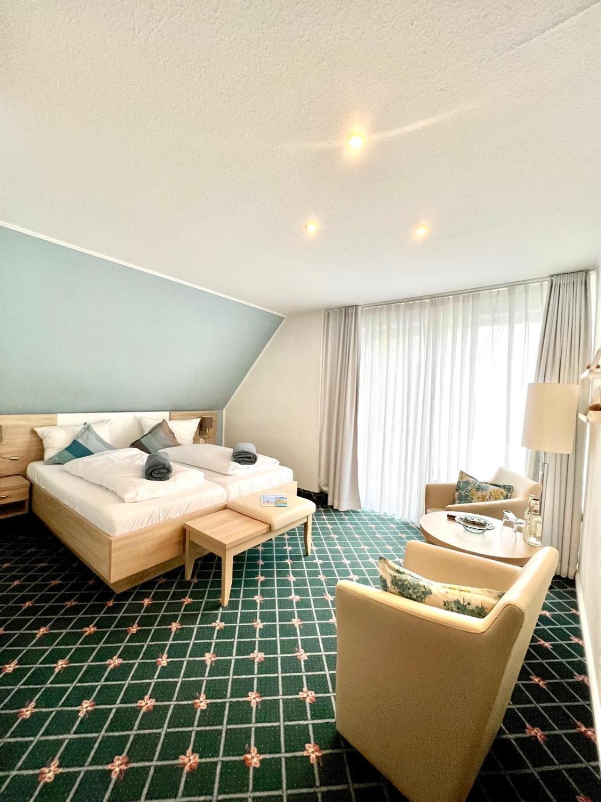 Kirchspielkrug Landhotel & Restaurant Westerhever Εξωτερικό φωτογραφία